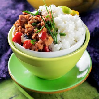 Wieprzowina z grzybami i warzywami