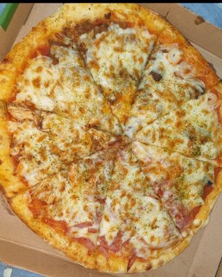 Pizza Quatre Saisons+ boisson 