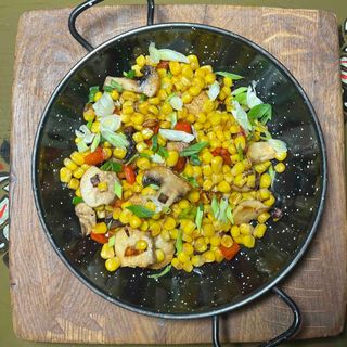 Мехіко підсмажена кукурудза з овочами та грибами (200г)