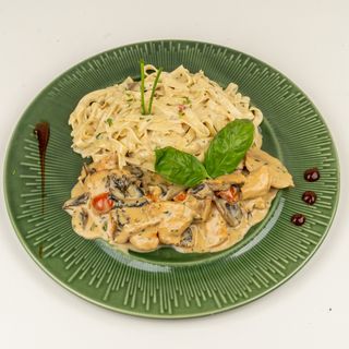 EMINCE DE POULET AUX CHAMPIGNONS