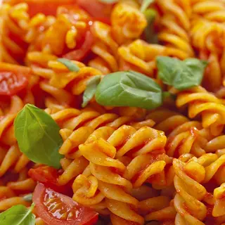Fusilloni al Pomodoro