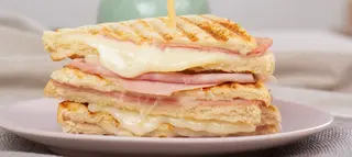 Sándwich De York Y Queso