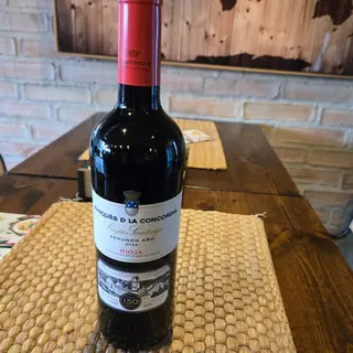 Botella De Vino Tinto Rioja