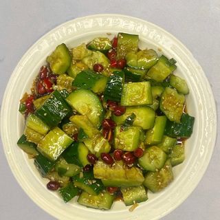 Cetrioli marinati(凉拌黄瓜）