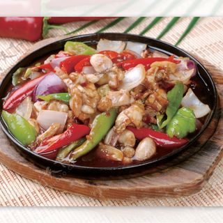 Pollo con verdure alla piastra