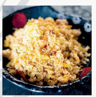 Arroz Frito Tailandés Con Piña