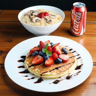 Ризото с пилешко и гъби+палачинка с шоколад и плодове+кока кола кен