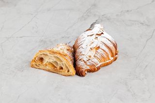 круассан  миндальный 