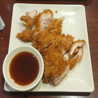 25. Pollo Tonkatsu