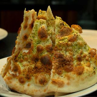 Focaccia De Ajo Y Orégano