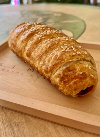 Crenvurști în aluat