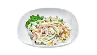 Салат з кальмаром (200г)