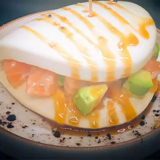Pan Bao Salmón
