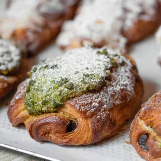 Croissant De Pistacho