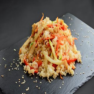 Смажений рис з куркою (270г)
