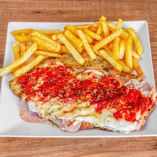 Milanesa Napolitana con Papas Fritas o Ensalada