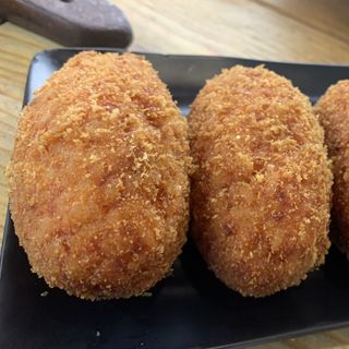 ARANCINO ROSSO melanzane fritte con scamorza affumicata