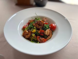 Салат з креветкою та чукою (330g)