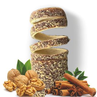 Cozonac secuiesc cu nucă și scorțișoară