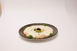 Yogurt Con Espinacas Acompañado De Pan