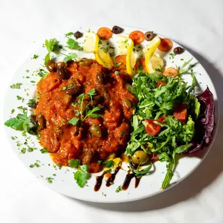 Polpette di manzo alla romana con salsa pomodoro