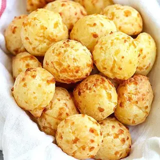 CUÑAPE (PAN DE  QUESO)