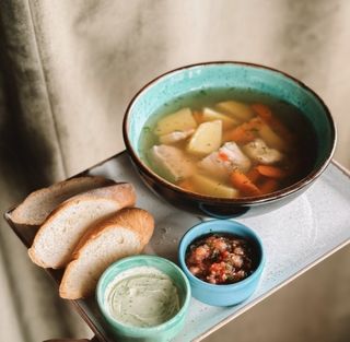 Рибна юшка у три риби (500г)