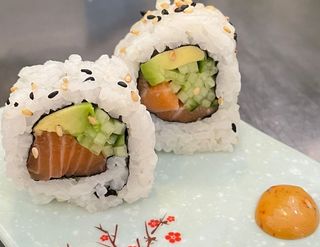 41-Spicy Salmón Roll (8 Uds.)