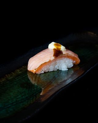 Salmón braseado con salsa teriyaki