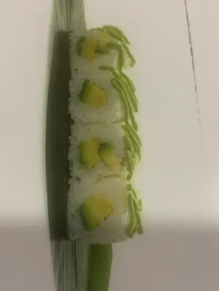 99.Roll avocado 4pz