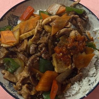 Ternera con salsa picante 