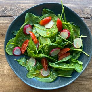 Ensalada Popeye SIN POLLO FRITO (V)