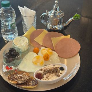Petit Déj Continental Spécial