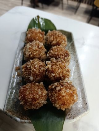 Tapa De Croquetas De Torrezno