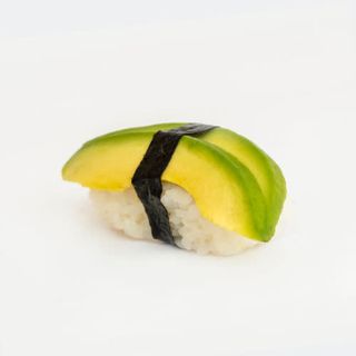 Nigiris de aguacate (2 uds.)