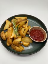 Cartofi copți cu rozmarin