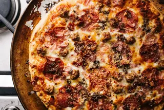 Large Meaty Pizza