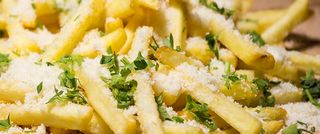 Cartofi prajiti parmesan