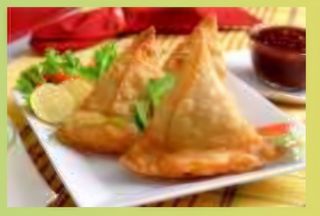 14. Chicken Samosa (2 Pzs.)