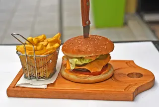 Food Partner burger
