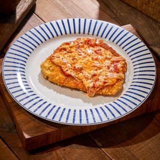 Cotoletta de pui alla Parmigiana