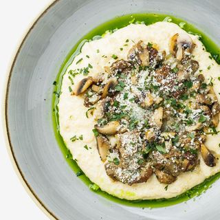 Полента з пармезаном та грибами 