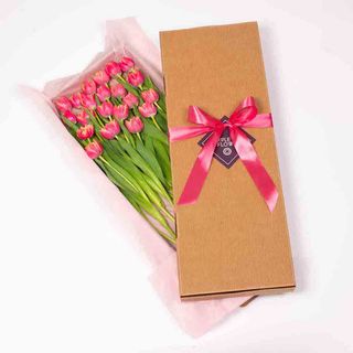 Cutie cu 19 lalele roz