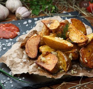 Картопля по-селянськи (330/40г)