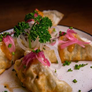 Gyozas furai de pollo