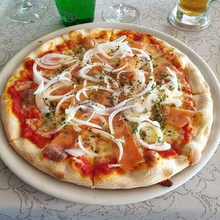 Pizza al salmón
