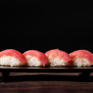 Nigiri Atum 4  Unidades