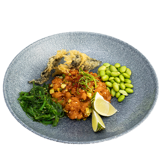 Tatar z Łososia z Limonką i Awokado 150g/70g