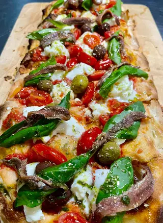 Capperi e acciughe alla pala