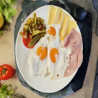 Jaja sa šunkom 350 gr